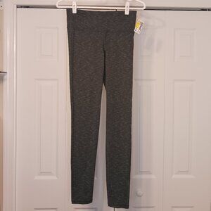 #93 3/$18 - Champion Green Leggings Size Small